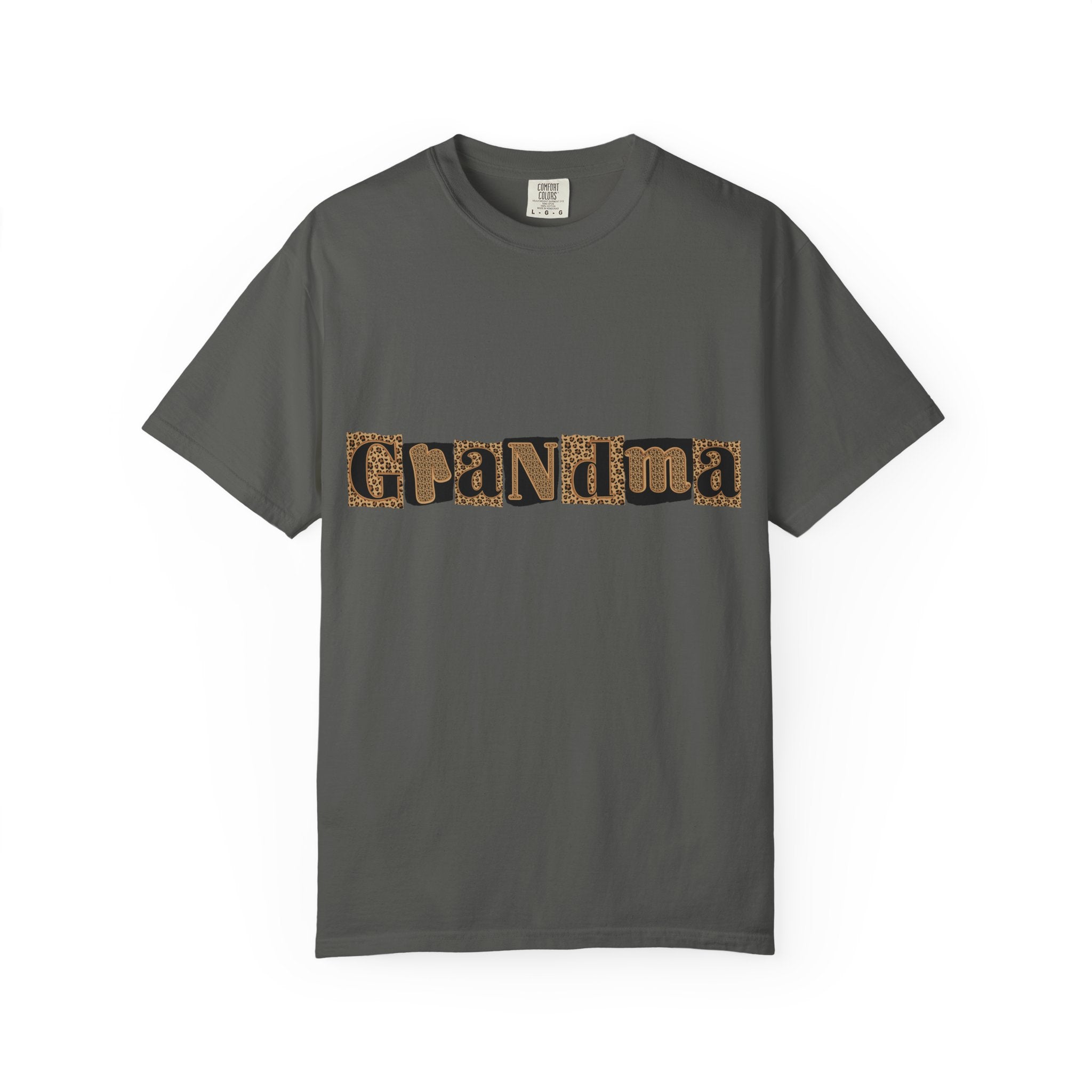 Grandma Leopard Print T-Shirt — Retro Patch Lettering Tee for Moms & Grandmothers