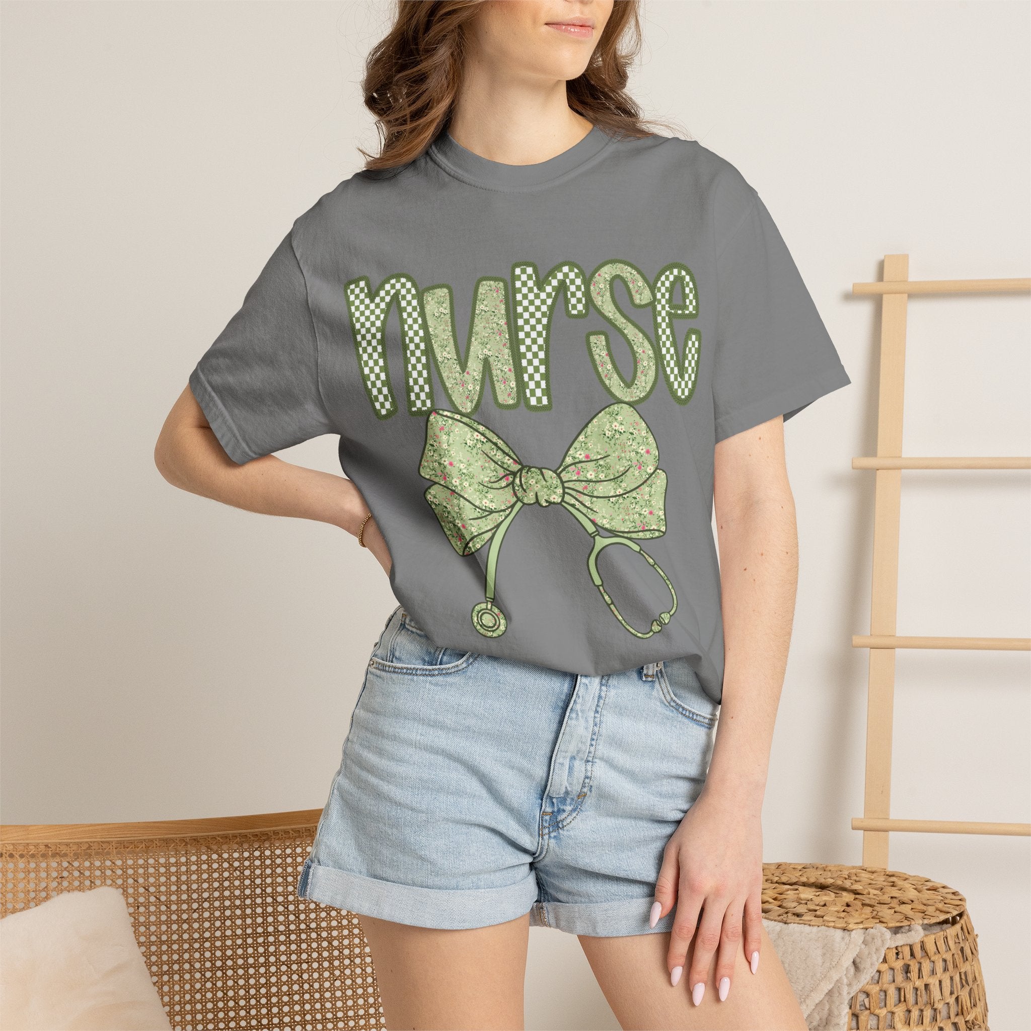Nurse Bow Stethoscope T-Shirt — Cute Green Nurse Graphic Tee