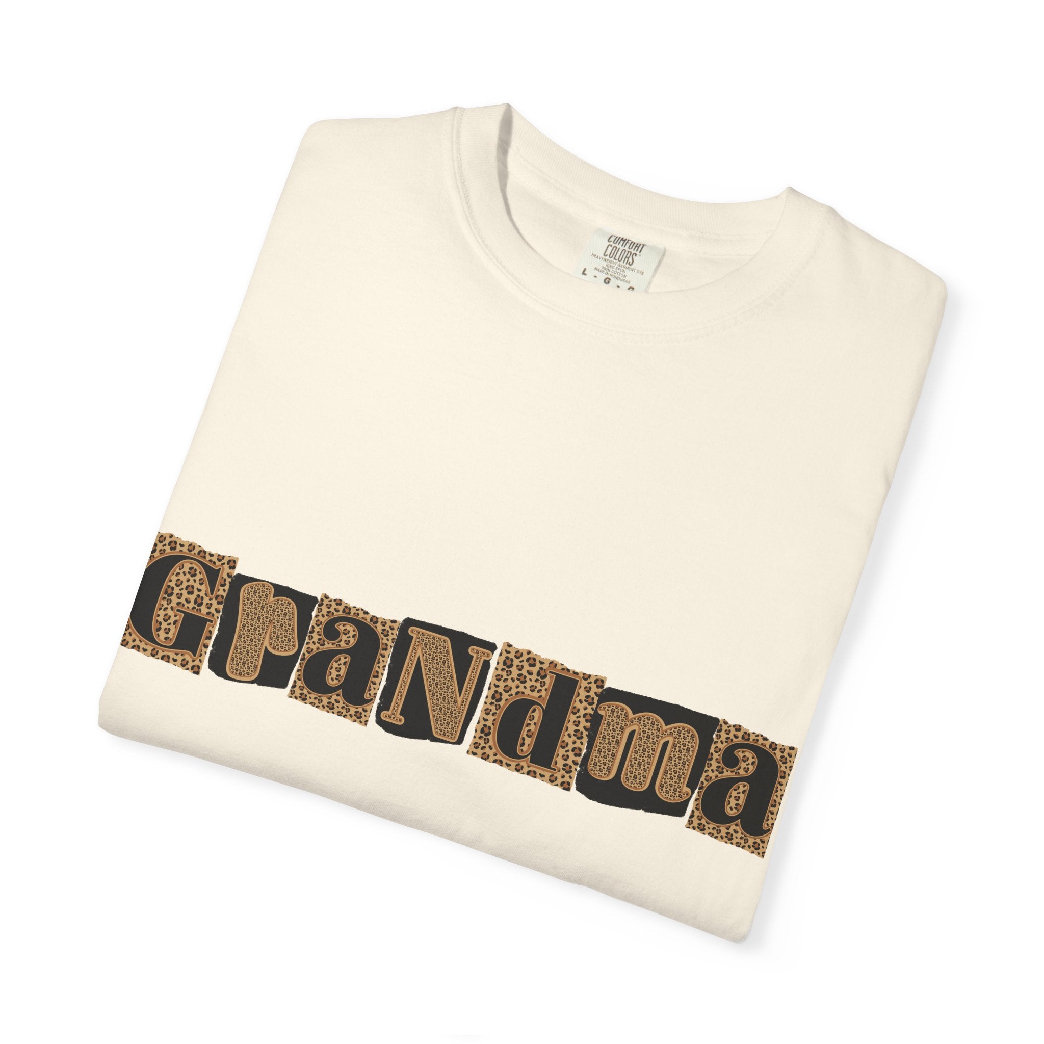 Grandma Leopard Print T-Shirt — Retro Patch Lettering Tee for Moms & Grandmothers