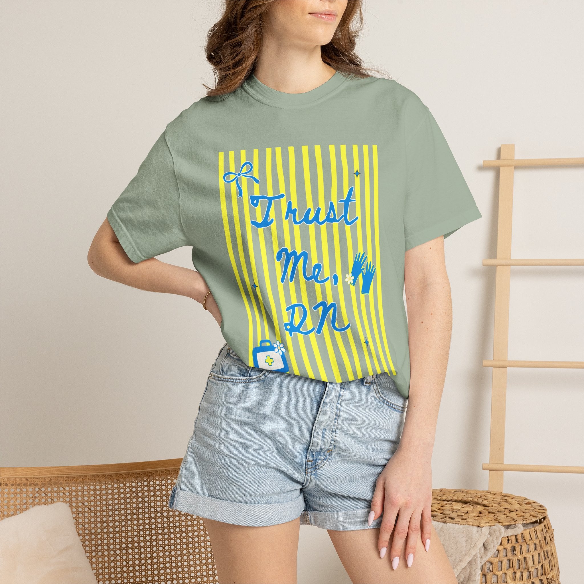 Trust Me, I'm 2N T-Shirt — Playful Retro Graphic Tee