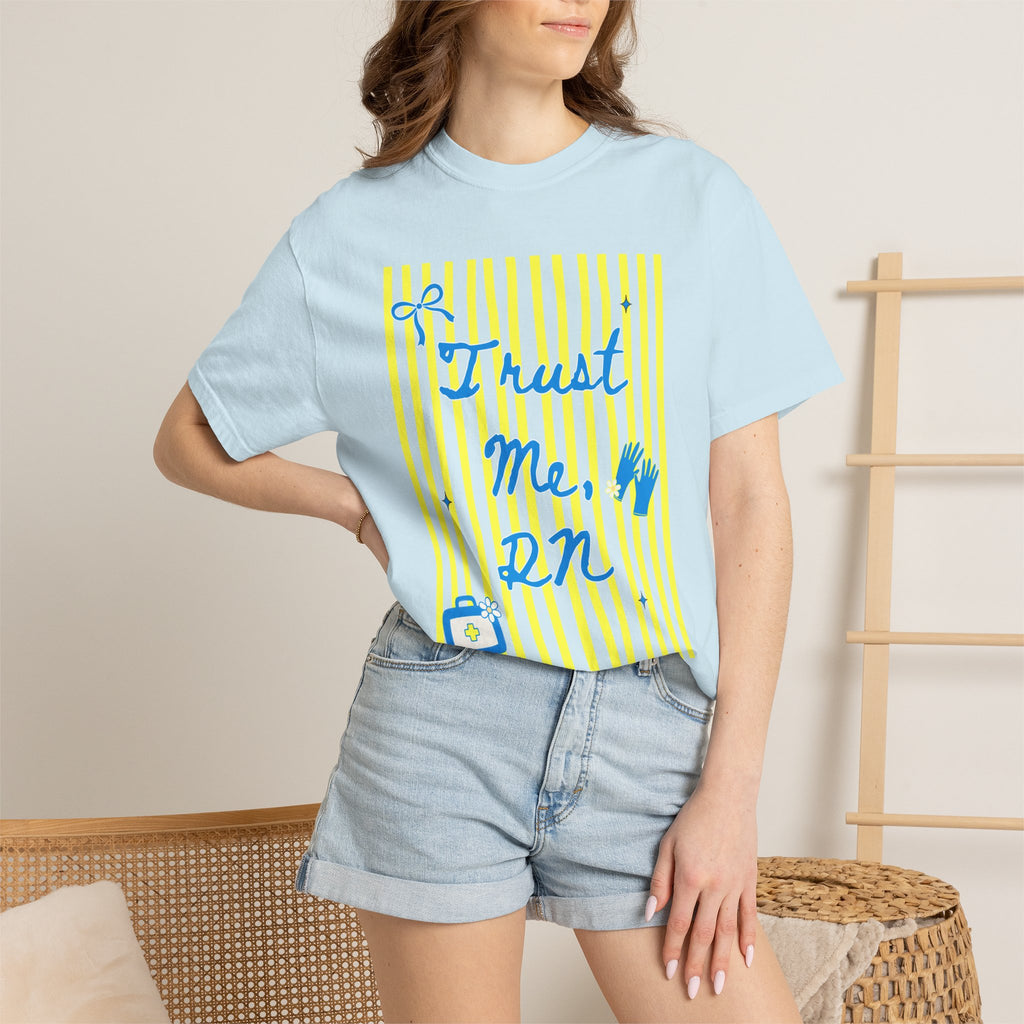 Trust Me, I'm 2N T-Shirt — Playful Retro Graphic Tee