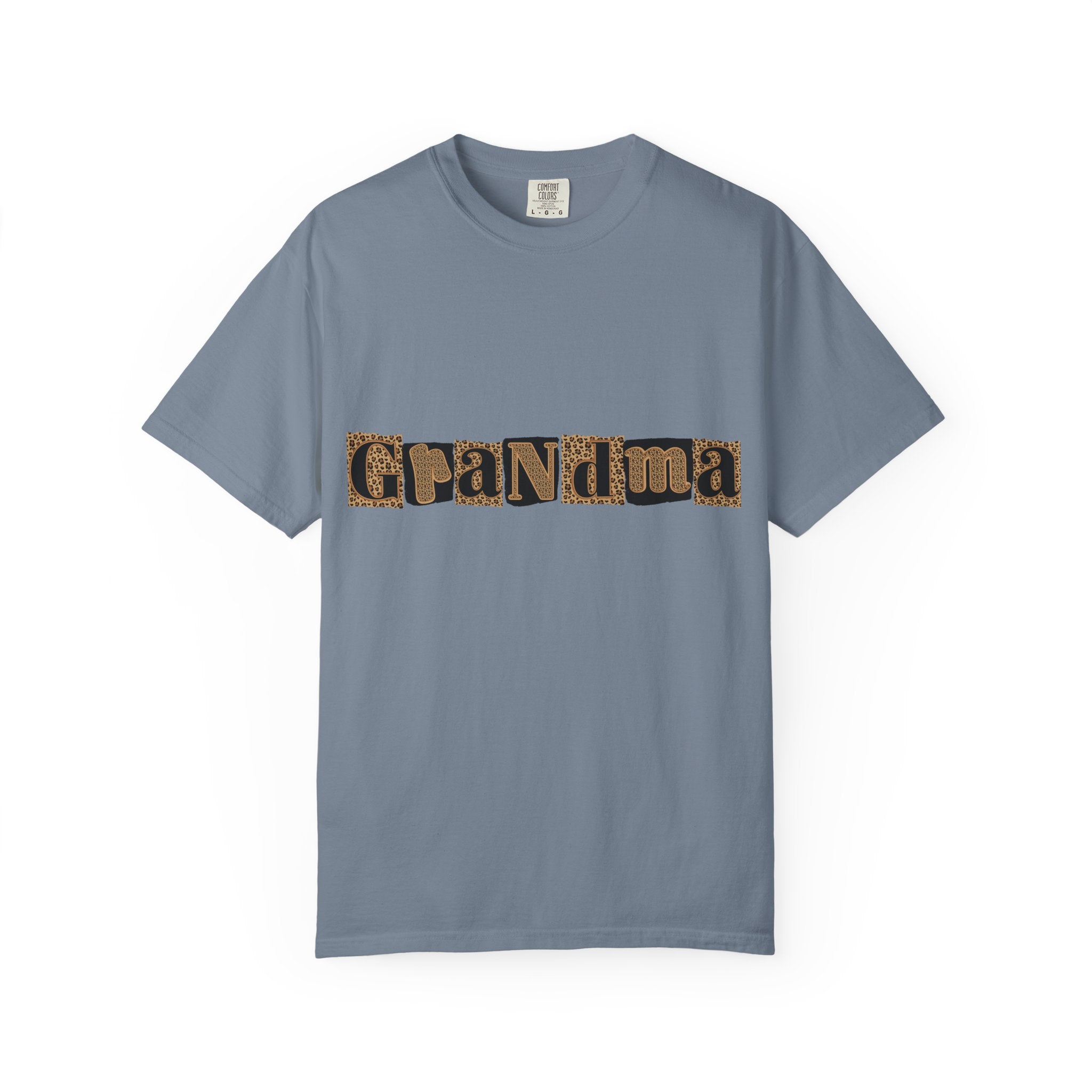 Grandma Leopard Print T-Shirt — Retro Patch Lettering Tee for Moms & Grandmothers
