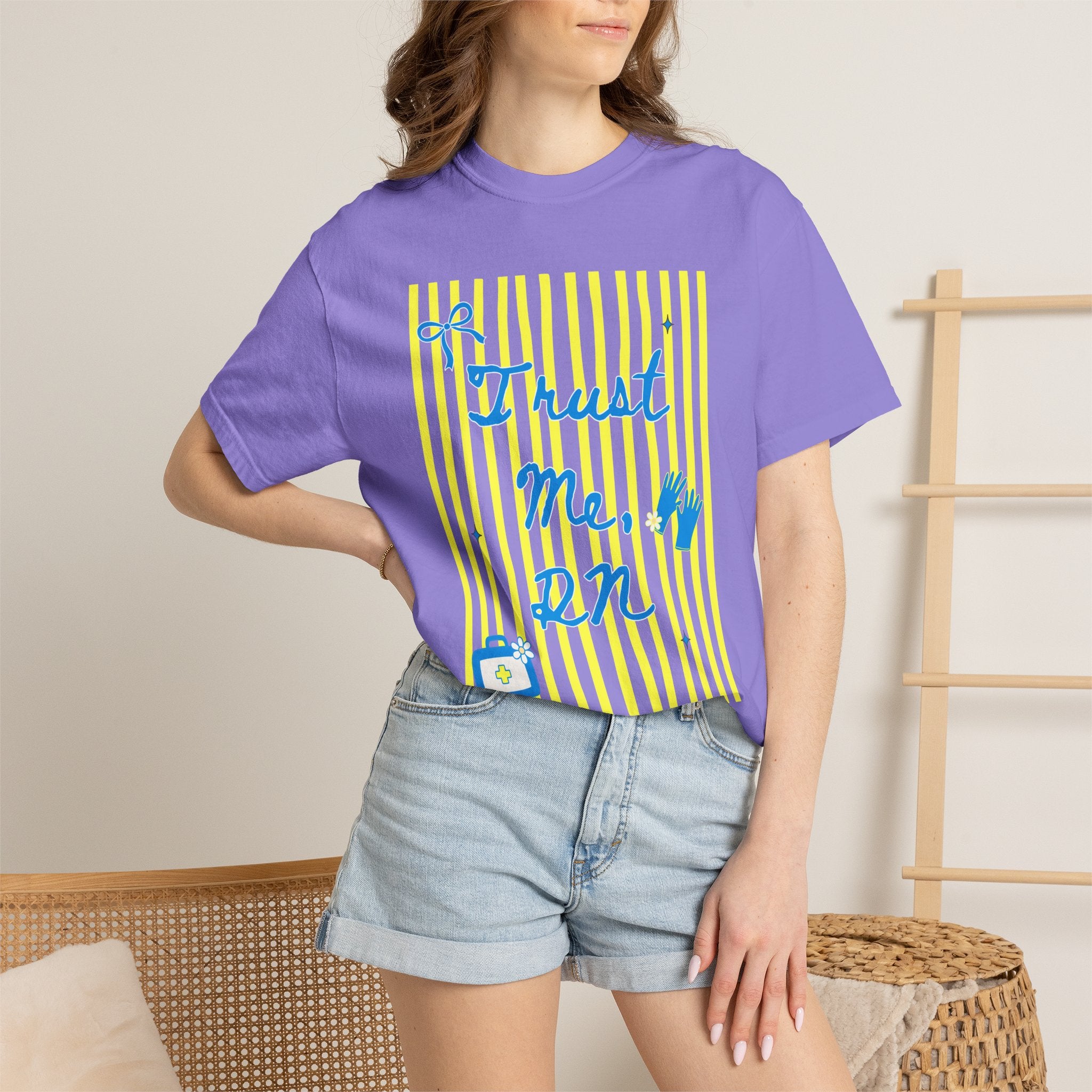 Trust Me, I'm 2N T-Shirt — Playful Retro Graphic Tee