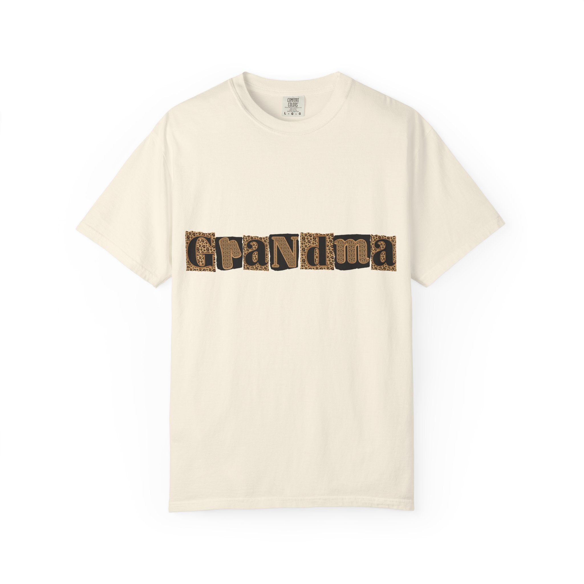 Grandma Leopard Print T-Shirt — Retro Patch Lettering Tee for Moms & Grandmothers