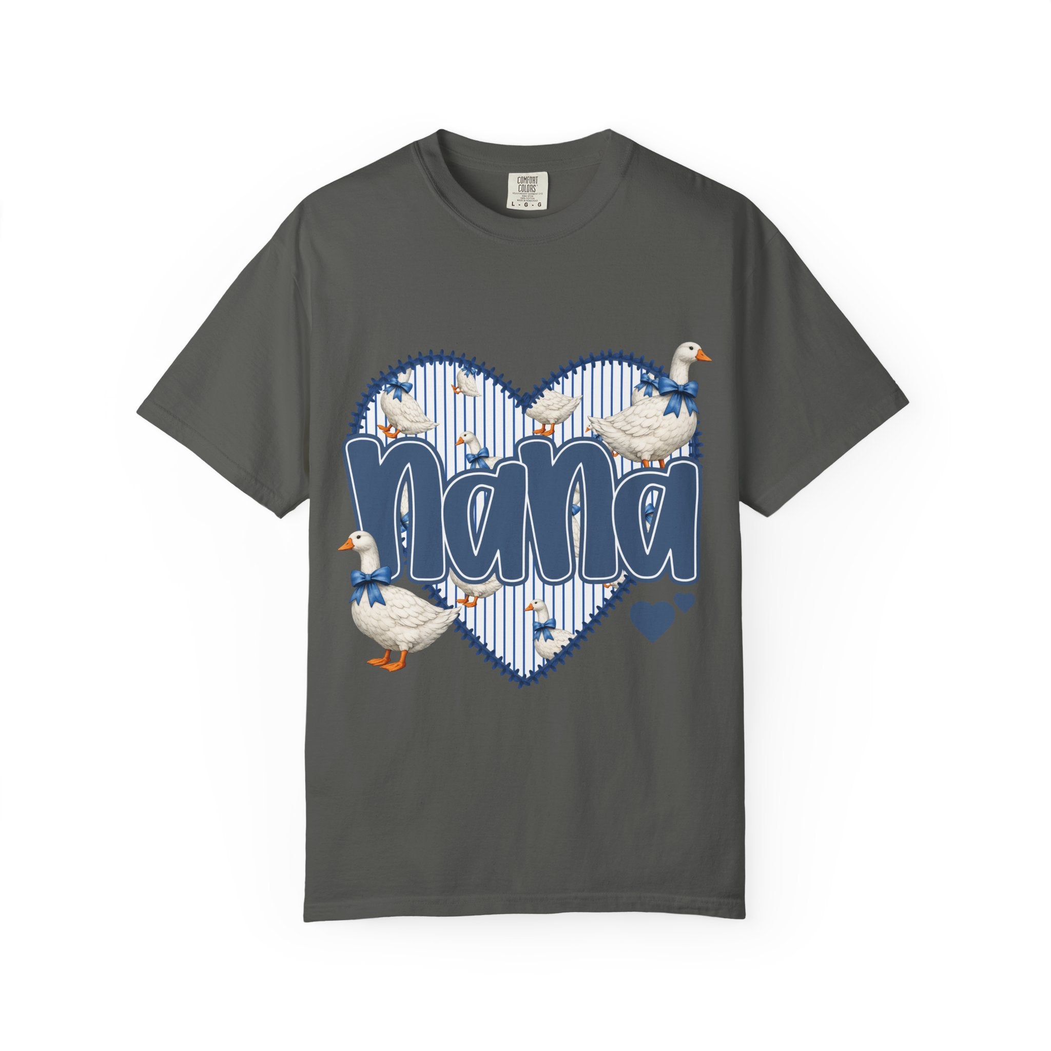 Nana Goose Heart T-Shirt — Cute Grandma Gift, ‘Nana’ Script with Geese