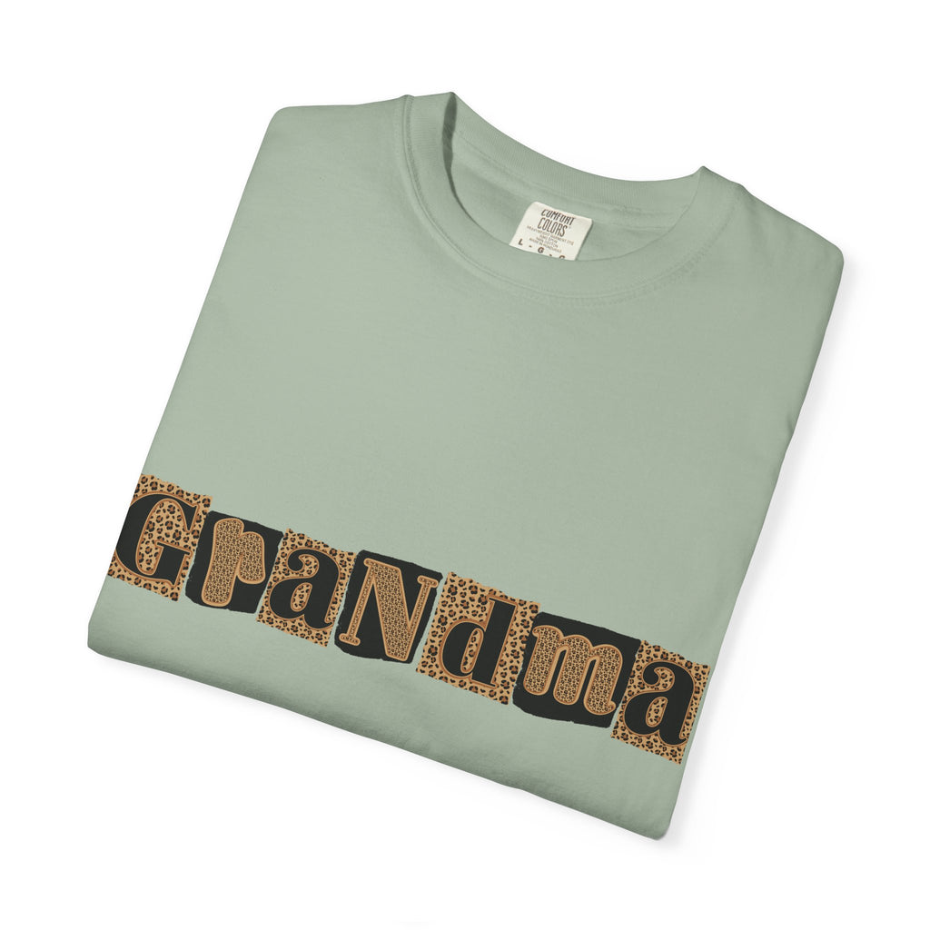 Grandma Leopard Print T-Shirt — Retro Patch Lettering Tee for Moms & Grandmothers