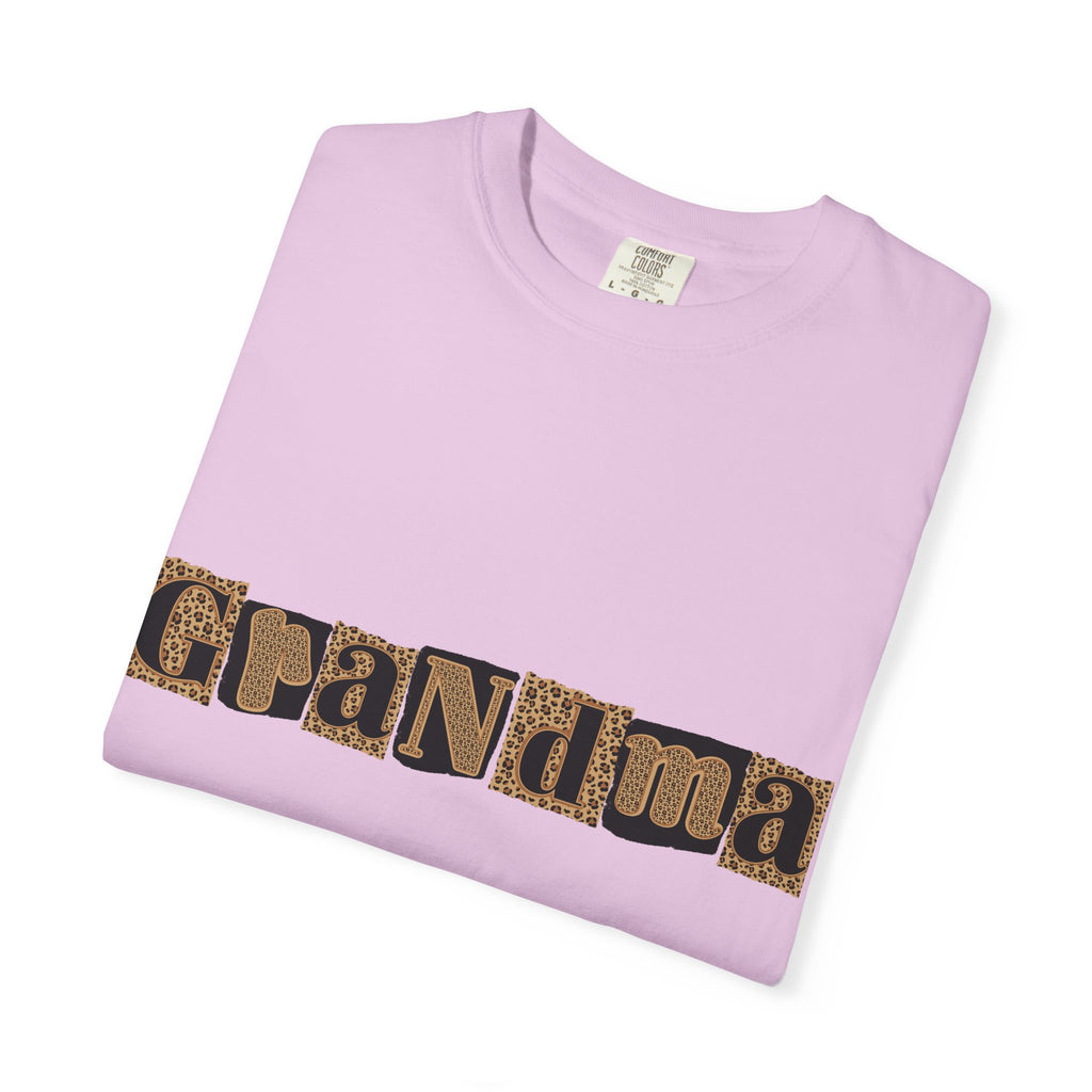 Grandma Leopard Print T-Shirt — Retro Patch Lettering Tee for Moms & Grandmothers